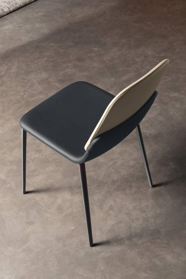 sedia elegante in pelle nera | Sedia Ermes | LAGO sedia elegante in pelle nera | Sedia Ermes | LAGO