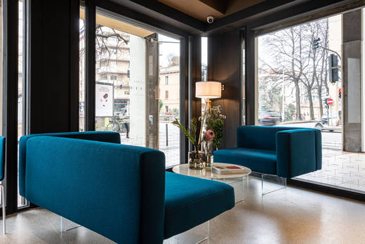 bar and café furniture | LAGO Design 